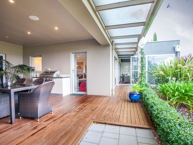 1 Oakridge Crescent, Mount Gambier SA 5290