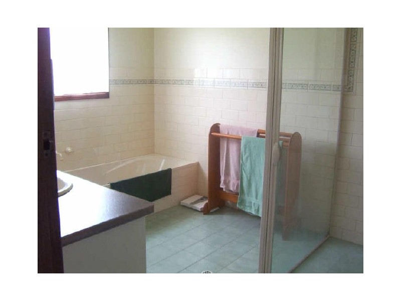 2 Kookaburra Court, Mount Gambier SA 5290