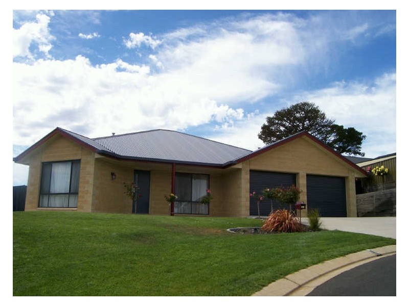 17 Kaleo Court, Mount Gambier SA 5290