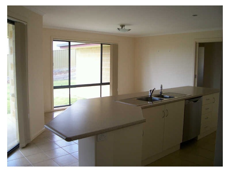 17 Kaleo Court, Mount Gambier SA 5290