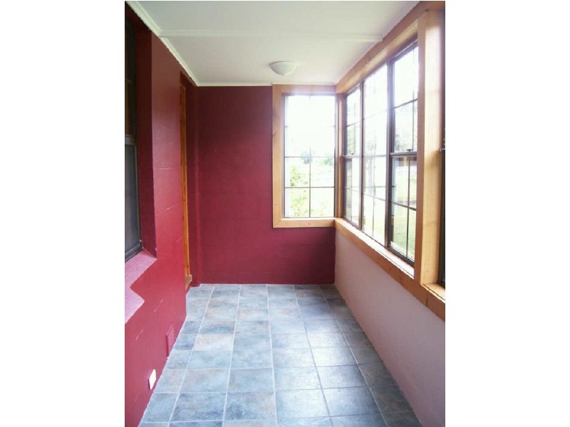 63 Lake Terrace East, Mount Gambier SA 5290