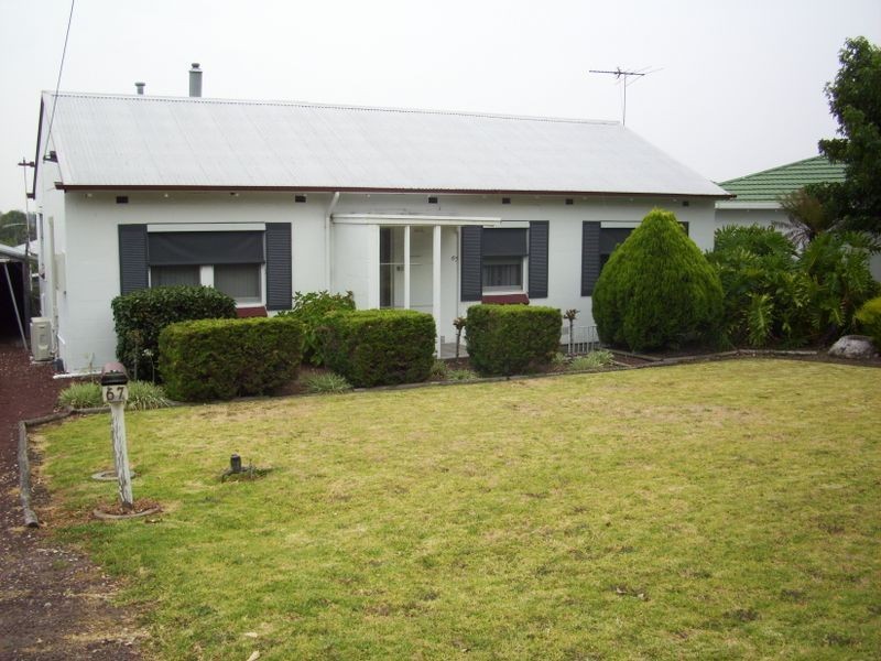 67 Lake Terrace East, Mount Gambier SA 5290