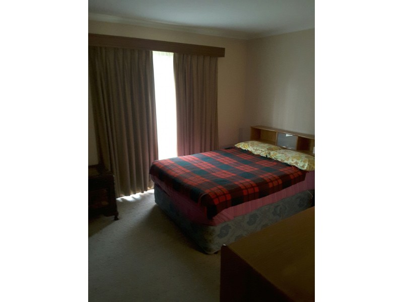 27 Lake Terrace East, Mount Gambier SA 5290