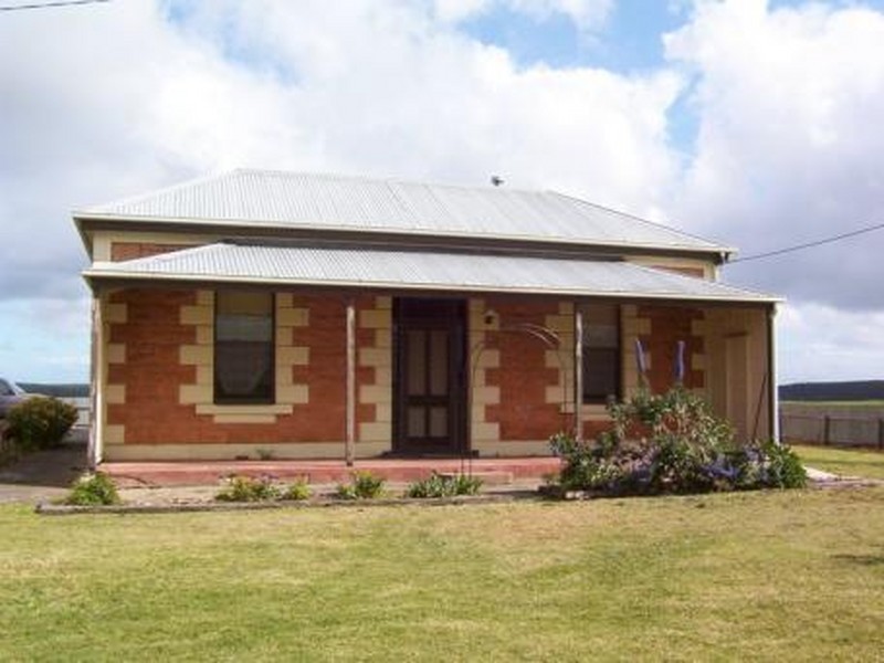 - Lange Road, Yahl SA 5291