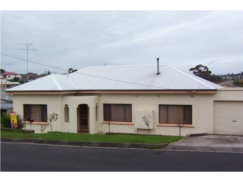 11 Montgomery Avenue, Mount Gambier SA 5290