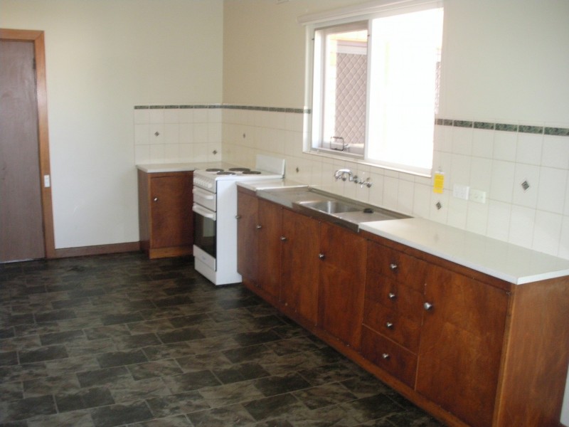 2 Sutton Avenue, Mount Gambier SA 5290