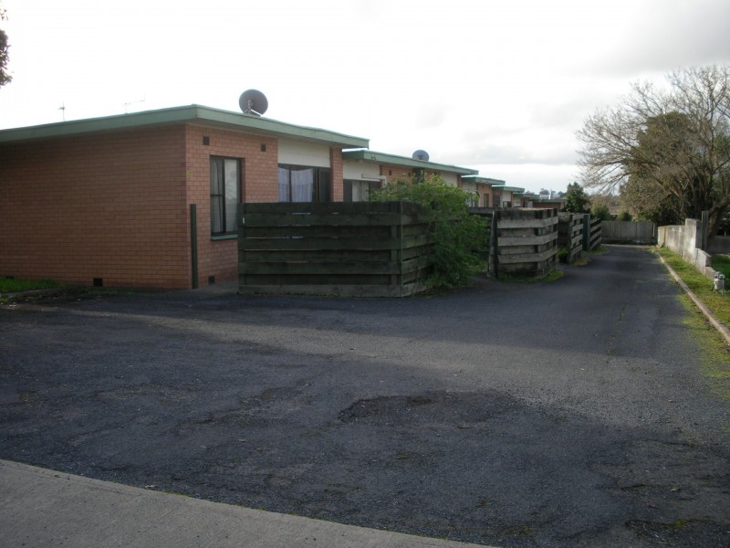 Unit 2/10 Shepherdson Road, Mount Gambier SA 5290