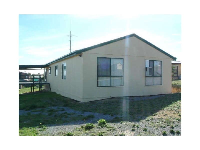 18 Elanora Crescent, Cape Jervis SA 5204