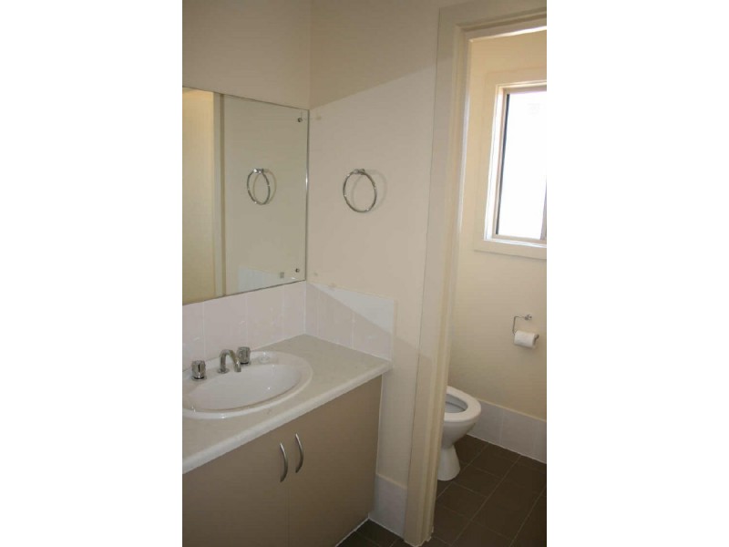 28 Barton Street, Yankalilla SA 5203