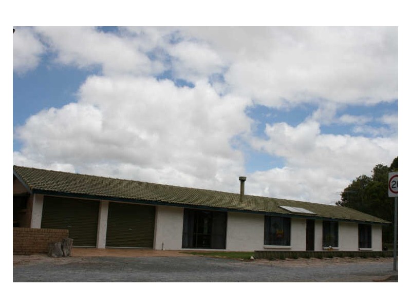 32 Jetty Road, Normanville SA 5204
