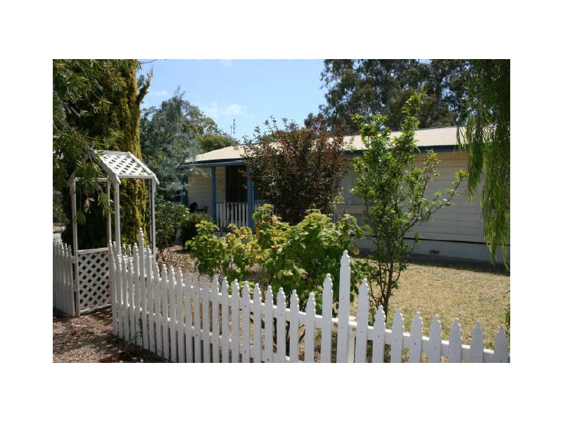 17 Malakoff Street, Yankalilla SA 5203
