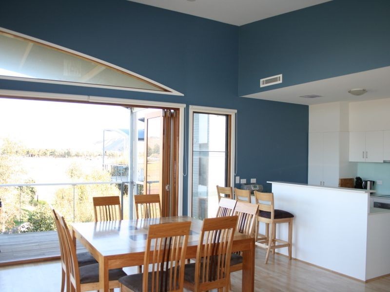 2/107 Main South Road South Shores, Normanville SA 5204