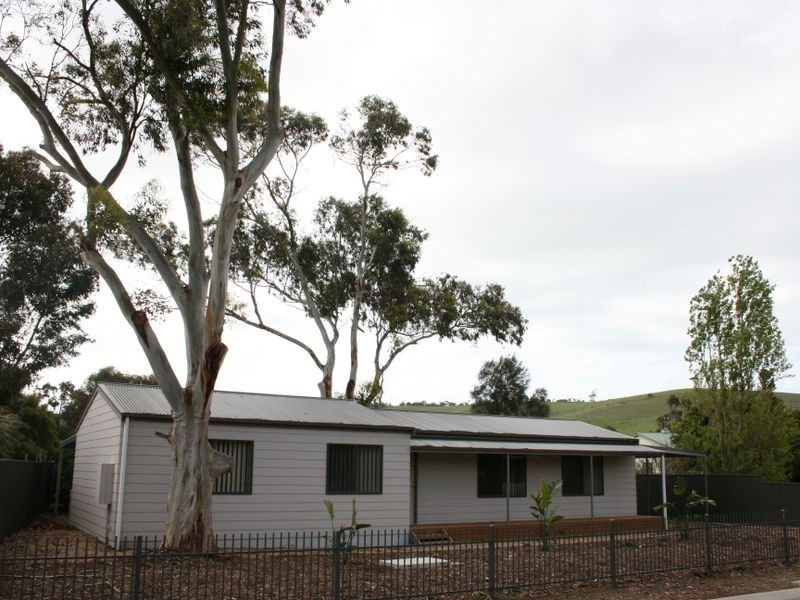 5 Michael Street, Yankalilla SA 5203