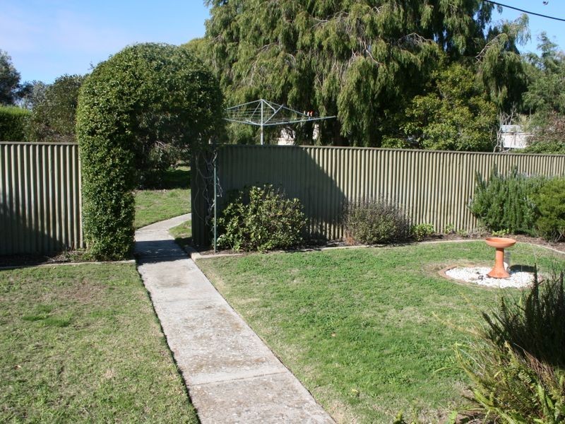 9 Barton Crescent, Normanville SA 5204