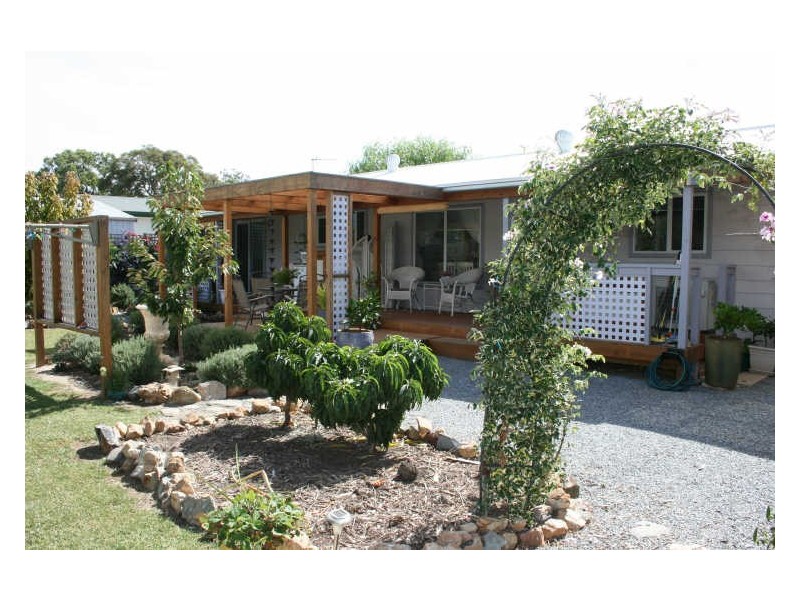 10 Michael Street, Yankalilla SA 5203