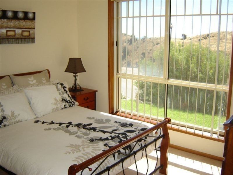 32 Seaview Avenue, Wirrina Cove SA 5204