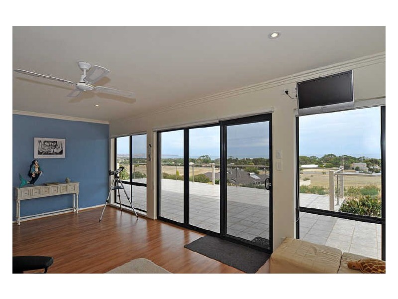 9 Merino Avenue, Carrickalinga SA 5204