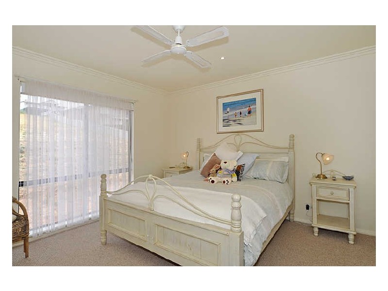 9 Merino Avenue, Carrickalinga SA 5204