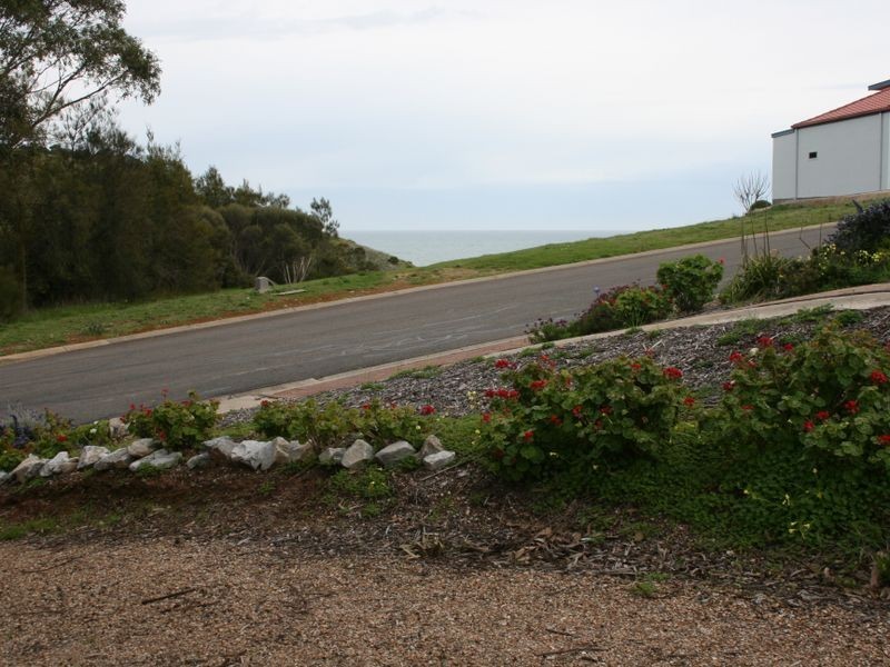 2 Eagle Court, Wirrina Cove SA 5204