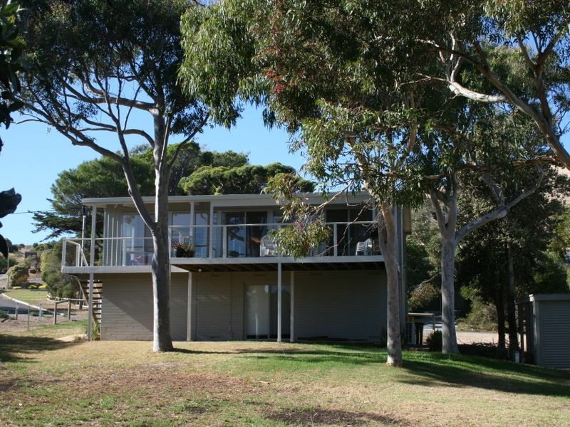 12 Elizabeth Crescent, Carrickalinga SA 5204