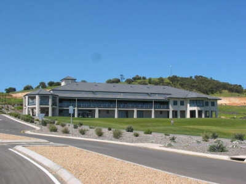 215/ Birkdale Street, Normanville SA 5204