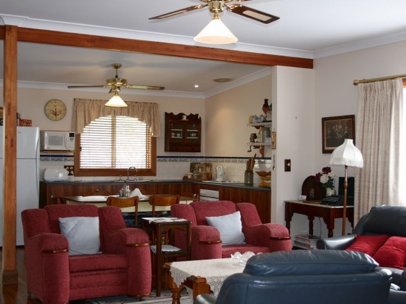 4 Glebe Avenue, Yankalilla SA 5203