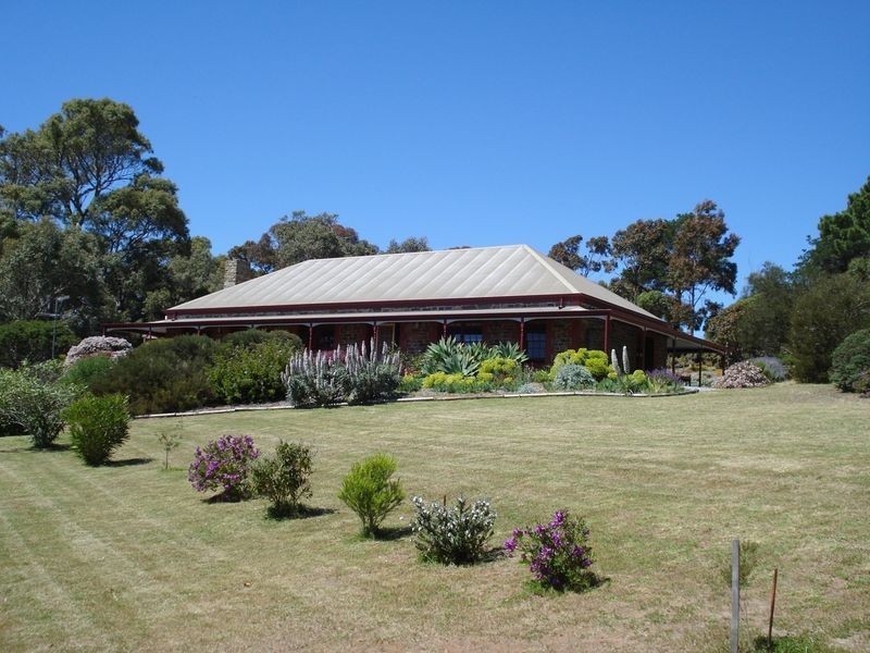 2 Hewett Close, Normanville SA 5204