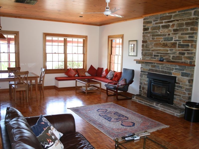 2 Hewett Close, Normanville SA 5204