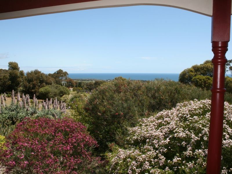 2 Hewett Close, Normanville SA 5204