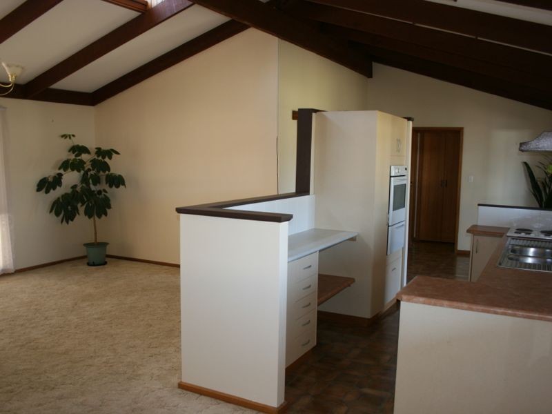 9 Barton Street, Yankalilla SA 5203