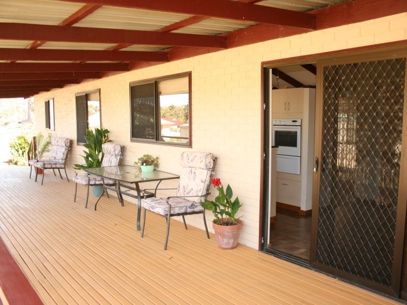 9 Barton Street, Yankalilla SA 5203