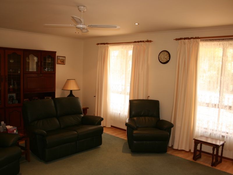 11 Main South Road, Normanville SA 5204