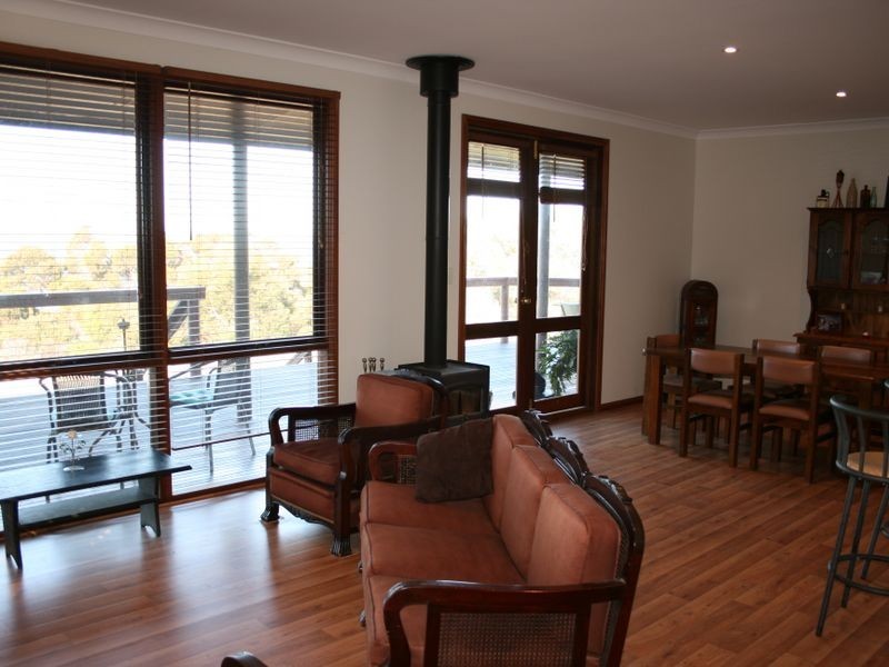 134 Muston Road, American River SA 5221