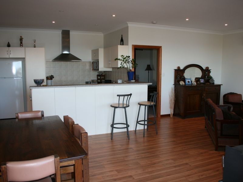 134 Muston Road, American River SA 5221