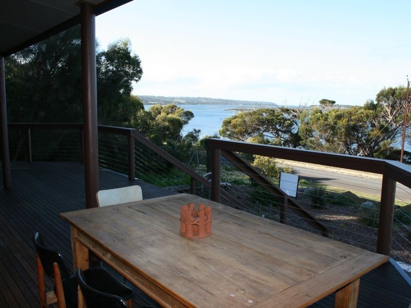 134 Muston Road, American River SA 5221