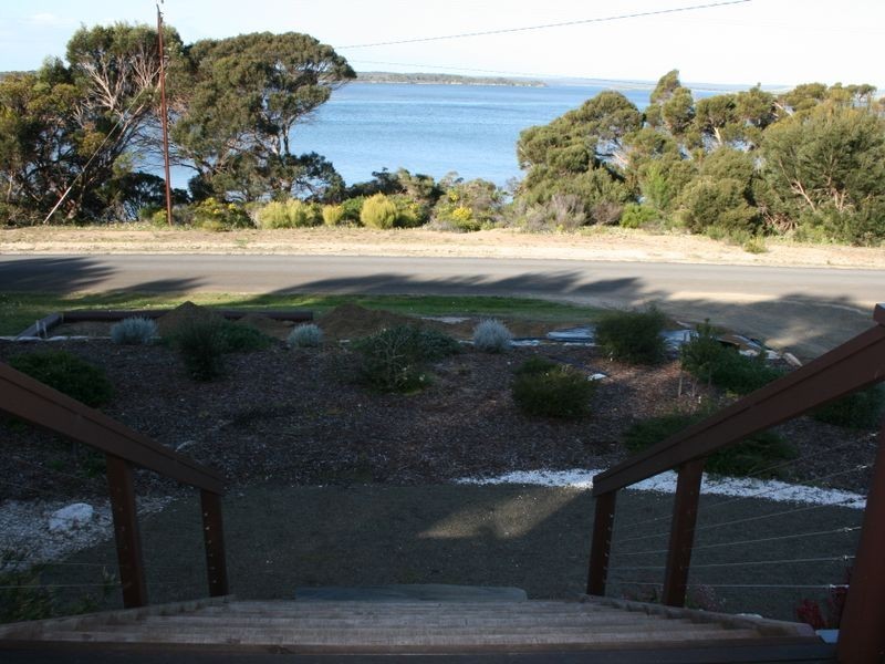 134 Muston Road, American River SA 5221