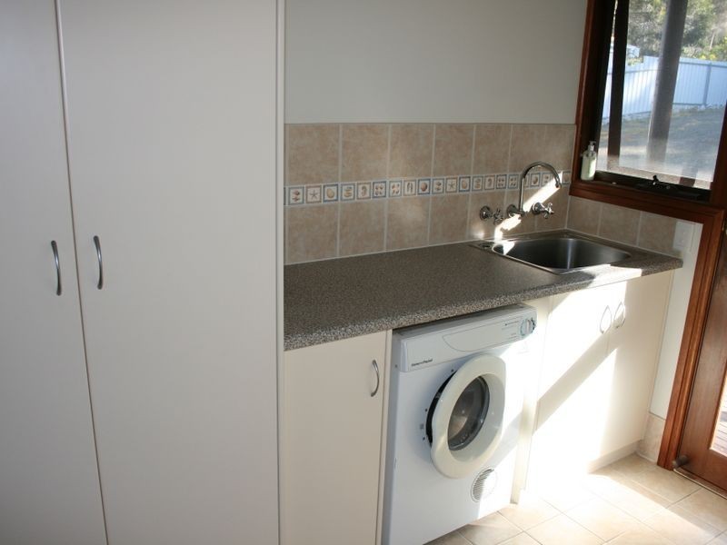 134 Muston Road, American River SA 5221