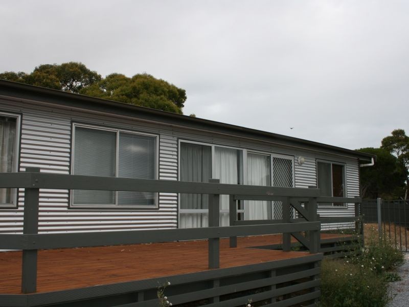 61 Flinders Drive, Cape Jervis SA 5204