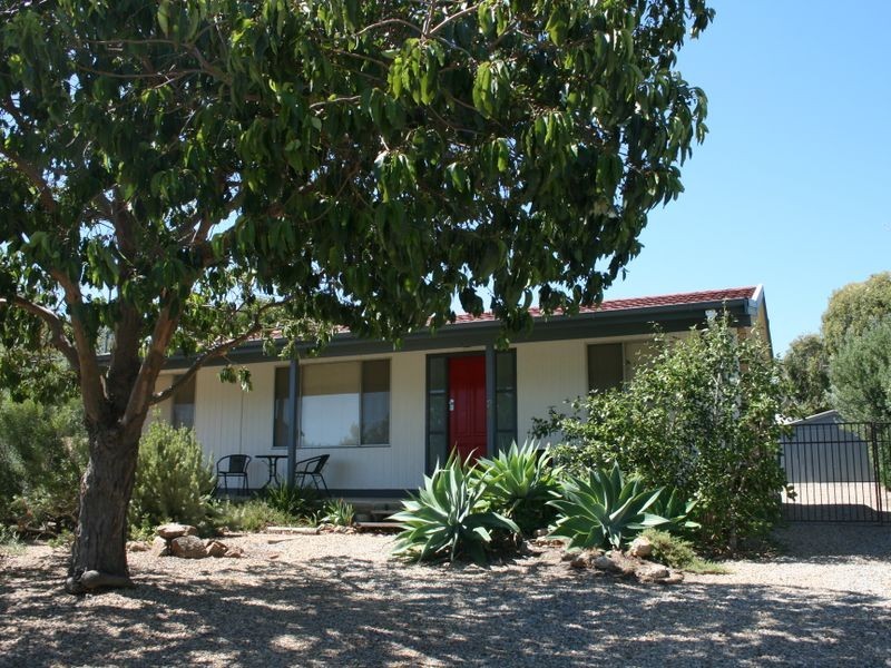 24 Taronga Crescent, Carrickalinga SA 5204