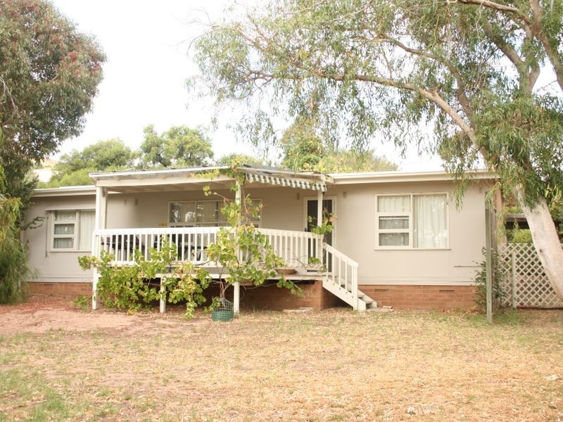 16 Elizabeth Crescent, Carrickalinga SA 5204