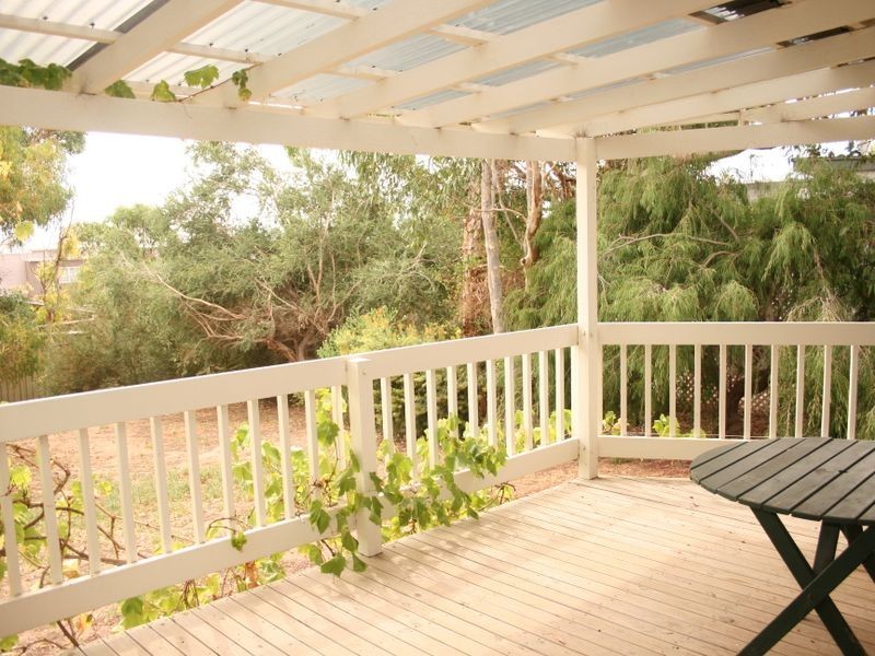 16 Elizabeth Crescent, Carrickalinga SA 5204