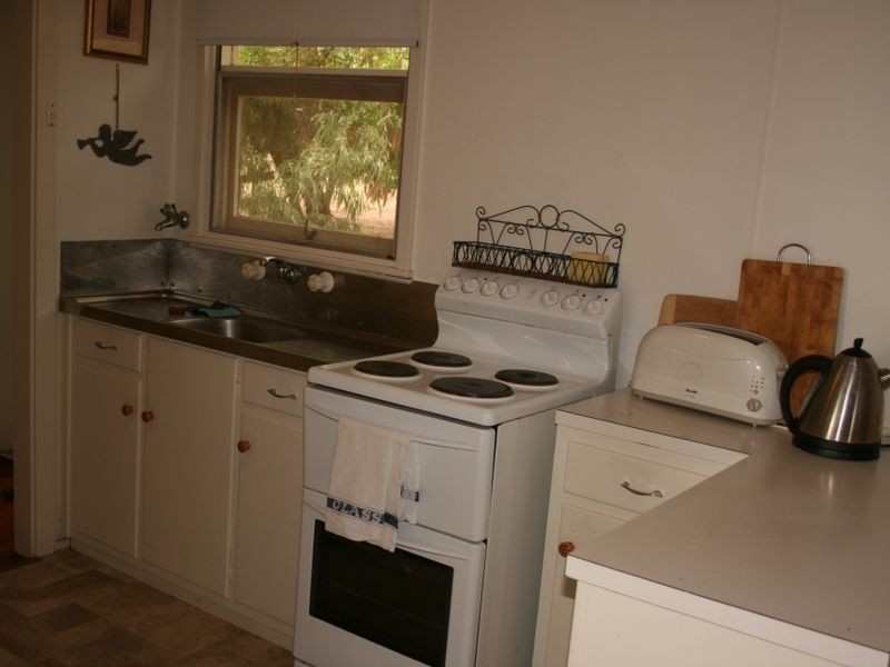 16 Elizabeth Crescent, Carrickalinga SA 5204