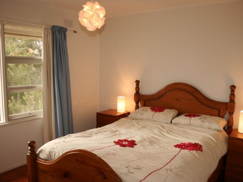 16 Elizabeth Crescent, Carrickalinga SA 5204