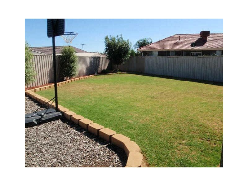 86 Parkway Circuit, Parafield Gardens SA 5107