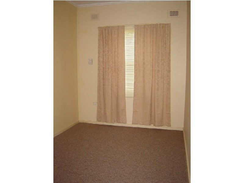 30 Barrow Crescent, Elizabeth Vale SA 5112