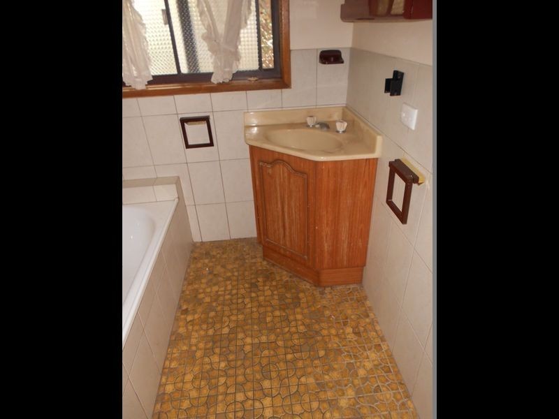 349 Grenfell Rd, Redwood Park SA 5097