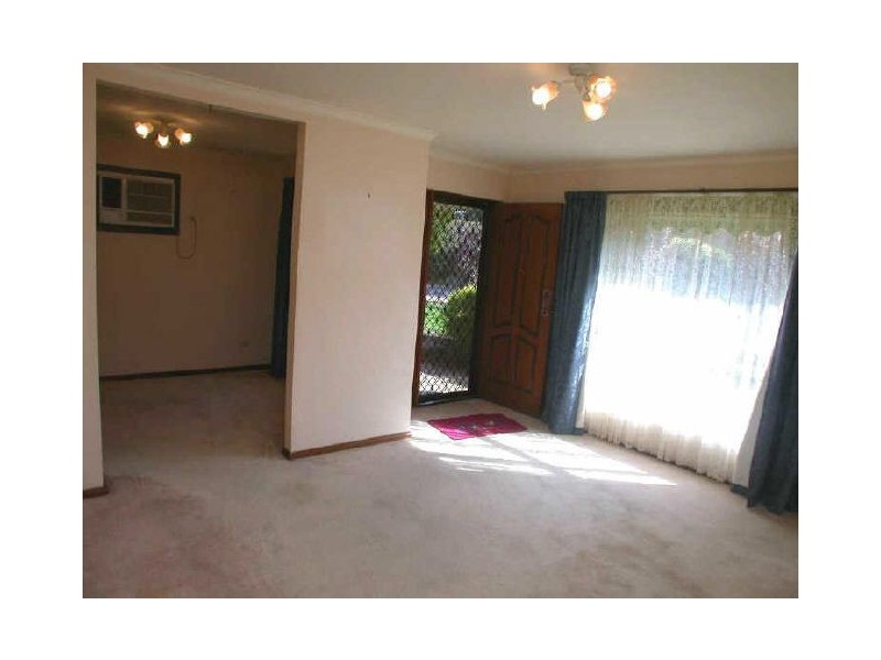 9 Montebello Drive, Salisbury SA 5108