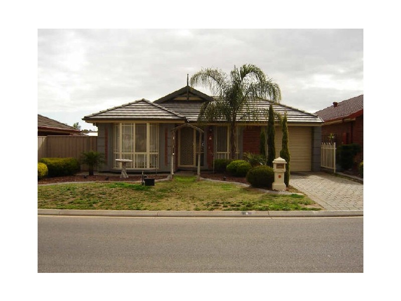 6 Lakeview Drive, Parafield Gardens SA 5107