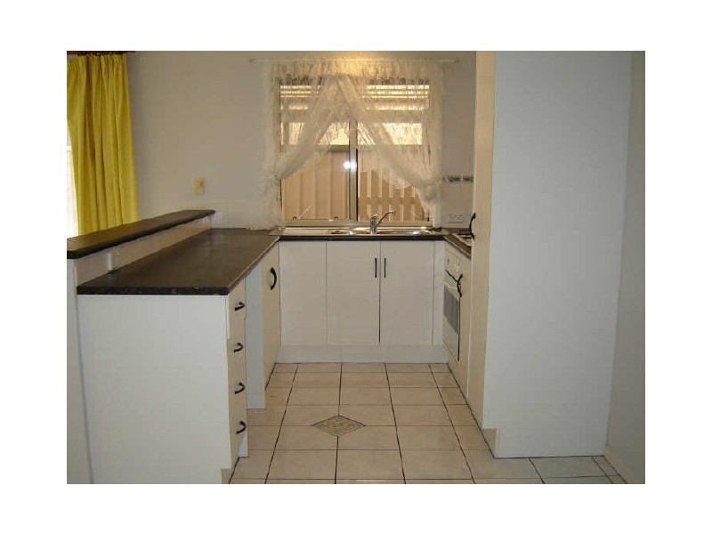 6 Lakeview Drive, Parafield Gardens SA 5107