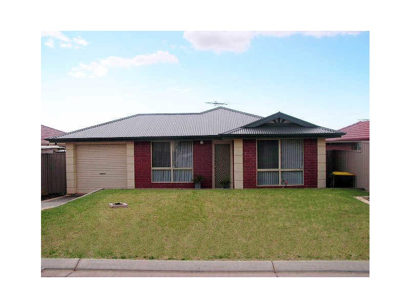 18 Toner Crescent, Evanston Park SA 5116